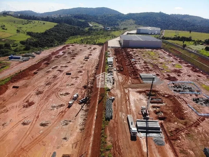 Foto 1 de Galpão/Depósito/Armazém para venda ou aluguel, 1740m² em Caetetuba, Atibaia