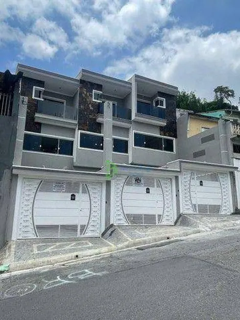 Foto 1 de Sobrado com 3 Quartos à venda, 190m² em Vila Pirituba, São Paulo