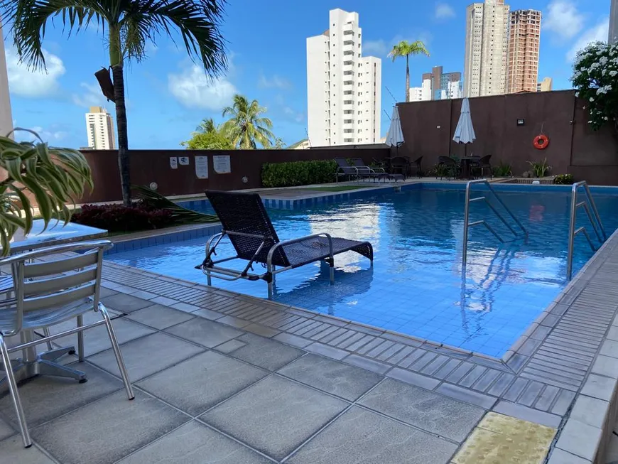 Foto 1 de Apartamento com 2 Quartos para venda ou aluguel, 55m² em Ponta Negra, Natal