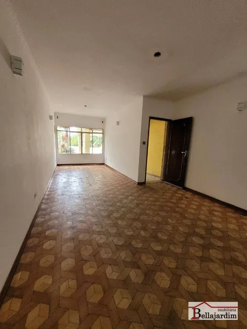 Foto 1 de Sobrado com 3 Quartos para venda ou aluguel, 232m² em Campestre, Santo André