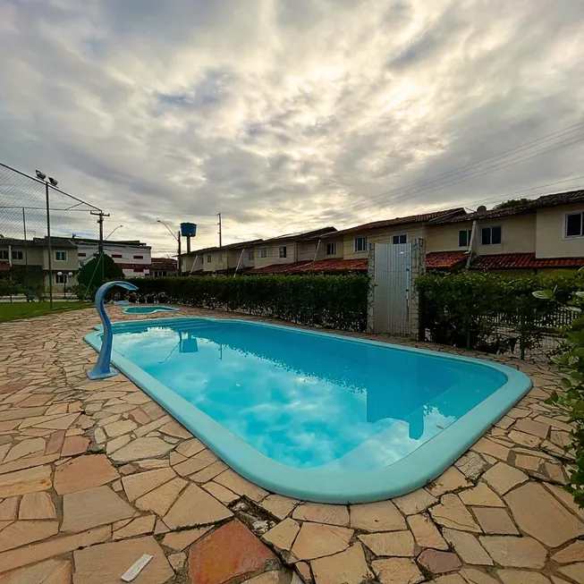 Foto 1 de Casa de Condomínio com 2 Quartos para alugar, 80m² em Antares, Maceió