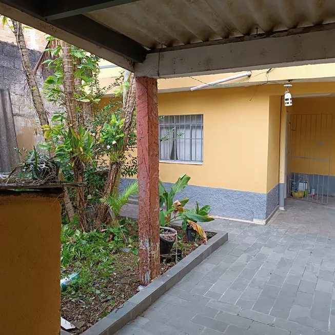 Foto 1 de Sobrado com 2 Quartos à venda, 175m² em Jardim Capela, São Paulo