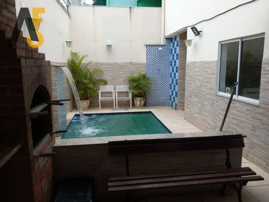 Foto 1 de Casa de Condomínio com 3 Quartos à venda, 198m² em Freguesia- Jacarepaguá, Rio de Janeiro