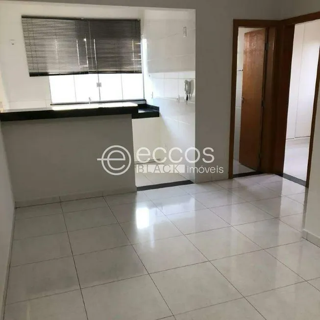 Foto 1 de Apartamento com 2 Quartos à venda, 53m² em Tubalina, Uberlândia