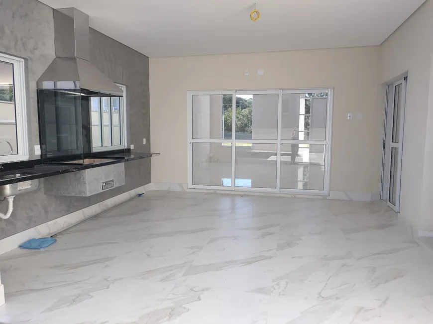 Foto 1 de Casa com 3 Quartos à venda, 380m² em Granja Viana, Carapicuíba