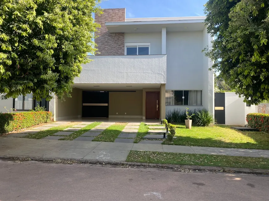 Foto 1 de Casa de Condomínio com 4 Quartos para alugar, 280m² em Condomínio Belvedere, Cuiabá