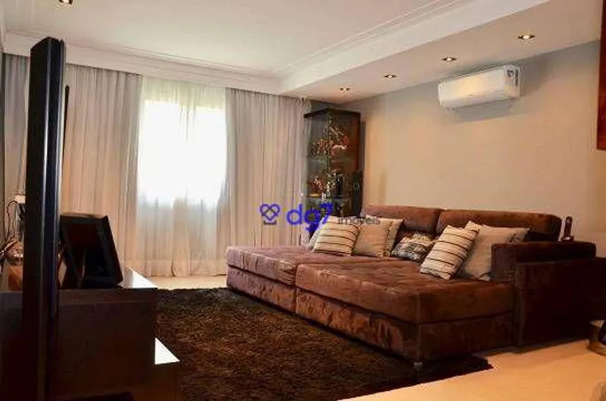 Foto 1 de Casa de Condomínio com 4 Quartos à venda, 370m² em Sao Paulo II, Cotia