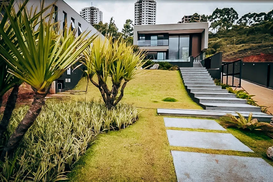Foto 1 de Casa de Condomínio com 3 Quartos à venda, 434m² em Costa Laguna, Nova Lima