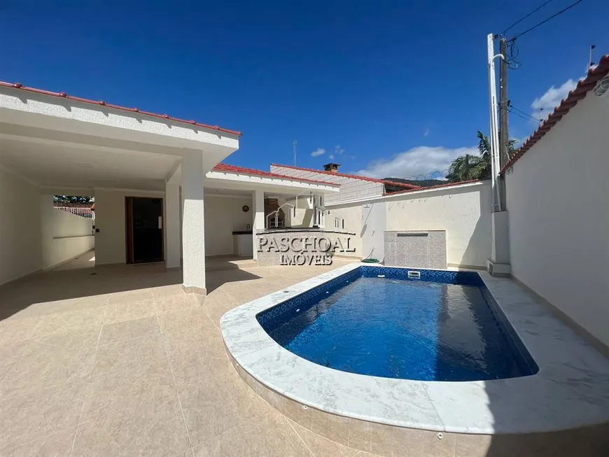 Foto 1 de Casa com 2 Quartos à venda, 150m² em Solemar, Praia Grande