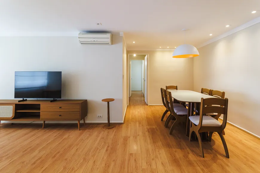 Foto 1 de Apartamento com 3 Quartos à venda, 107m² em Itaim Bibi, São Paulo
