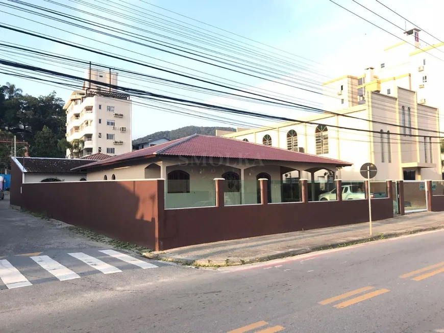 Foto 1 de Lote/Terreno com 1 Quarto à venda, 235m² em Saco Grande, Florianópolis