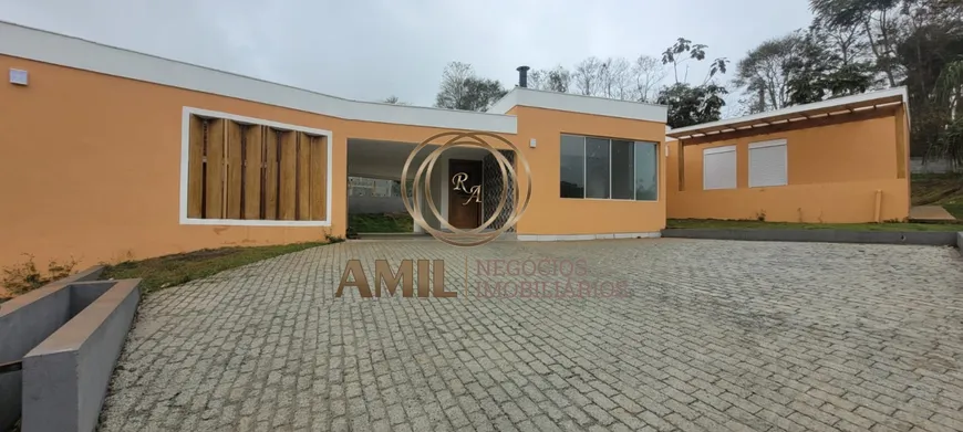 Foto 1 de Casa de Condomínio com 3 Quartos à venda, 210m² em Tapanhão, Jambeiro