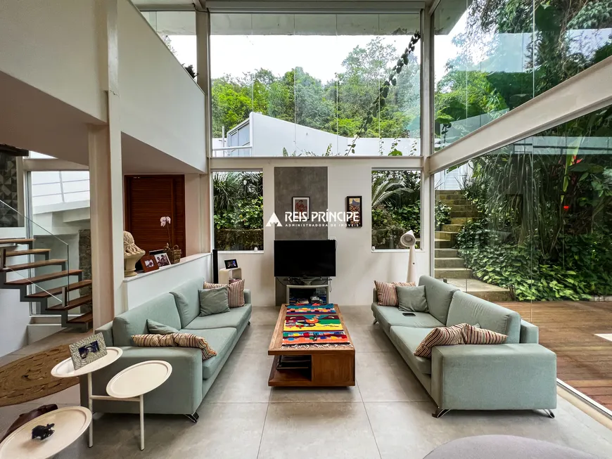 Foto 1 de Casa de Condomínio com 4 Quartos à venda, 450m² em Itanhangá, Rio de Janeiro