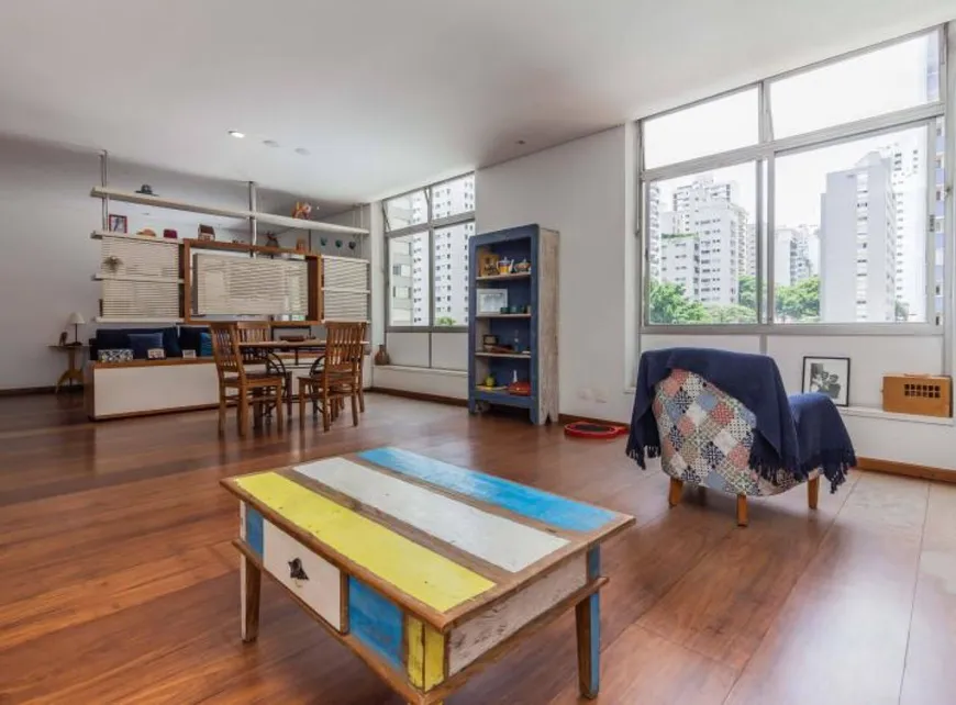 Foto 1 de Apartamento com 3 Quartos à venda, 184m² em Jardim Paulista, São Paulo