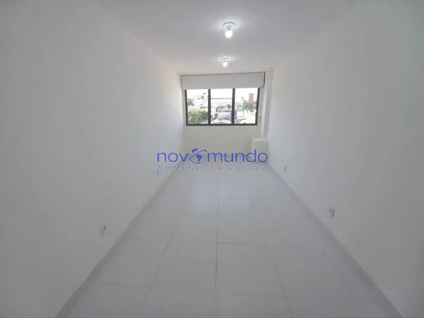 Sala Comercial na Rua Haddock Lobo, Tijuca em Rio de Janeiro, por R