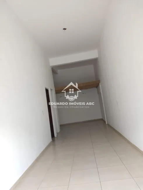 Foto 1 de com 1 Quarto para alugar, 27m² em Cooperativa, São Bernardo do Campo