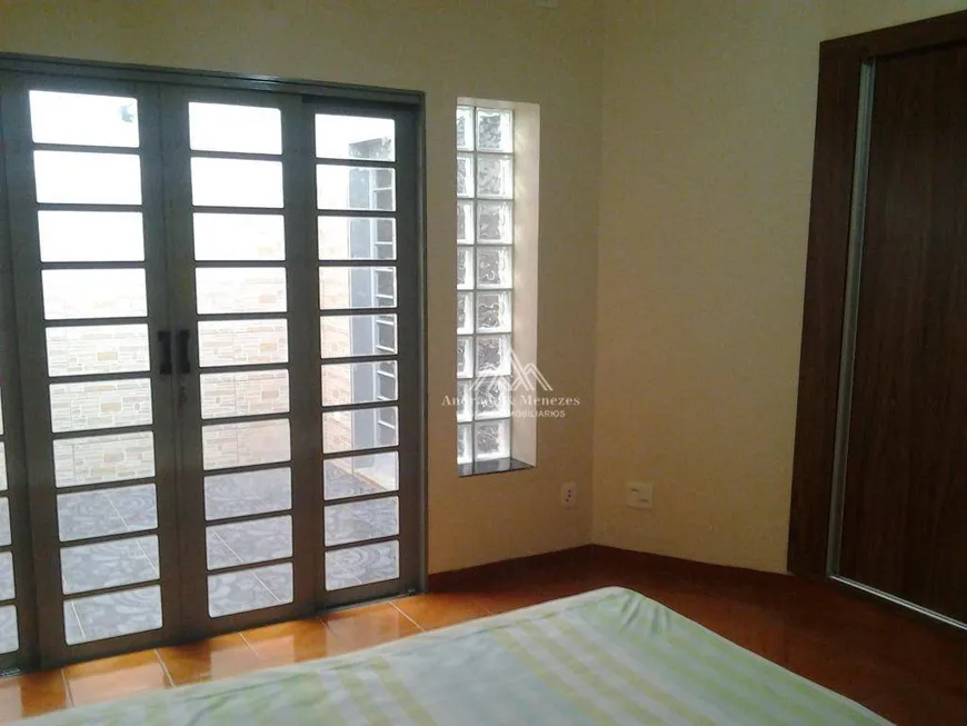 Foto 1 de Casa com 2 Quartos à venda, 117m² em Vila Tibério, Ribeirão Preto