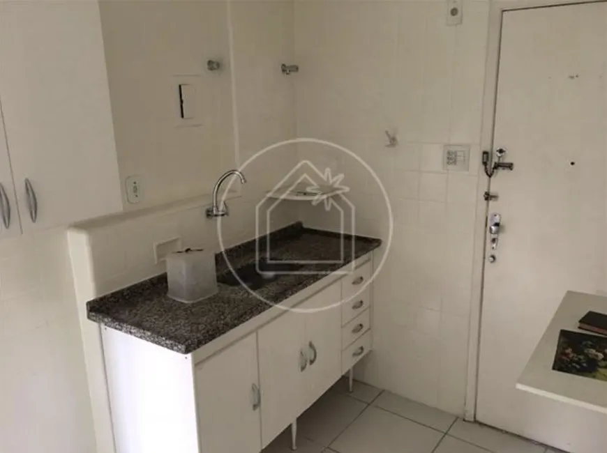 Foto 1 de Apartamento com 2 Quartos à venda, 80m² em Centro, Niterói