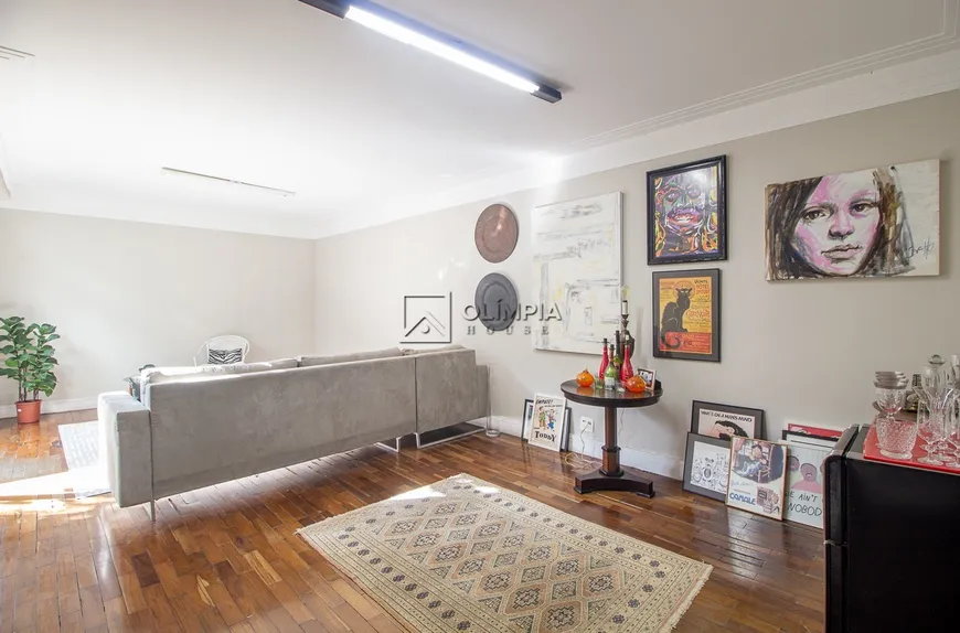 Foto 1 de Casa com 5 Quartos à venda, 380m² em Brooklin, São Paulo