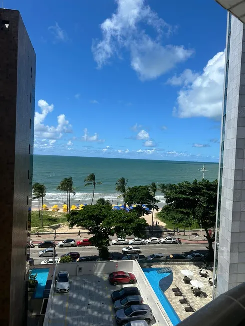 Foto 1 de Apartamento com 1 Quarto para alugar, 43m² em Pina, Recife