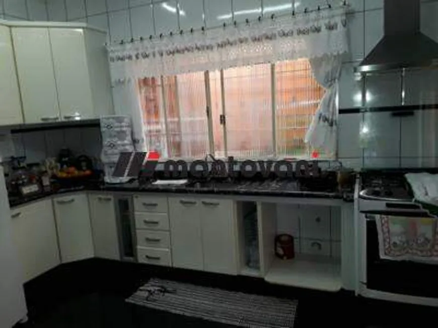 Foto 1 de Casa com 3 Quartos à venda, 180m² em Vila Invernada, São Paulo