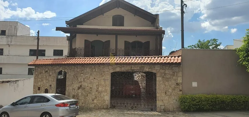 Foto 1 de Sobrado com 4 Quartos à venda, 441m² em Jardim Merci I, Jundiaí