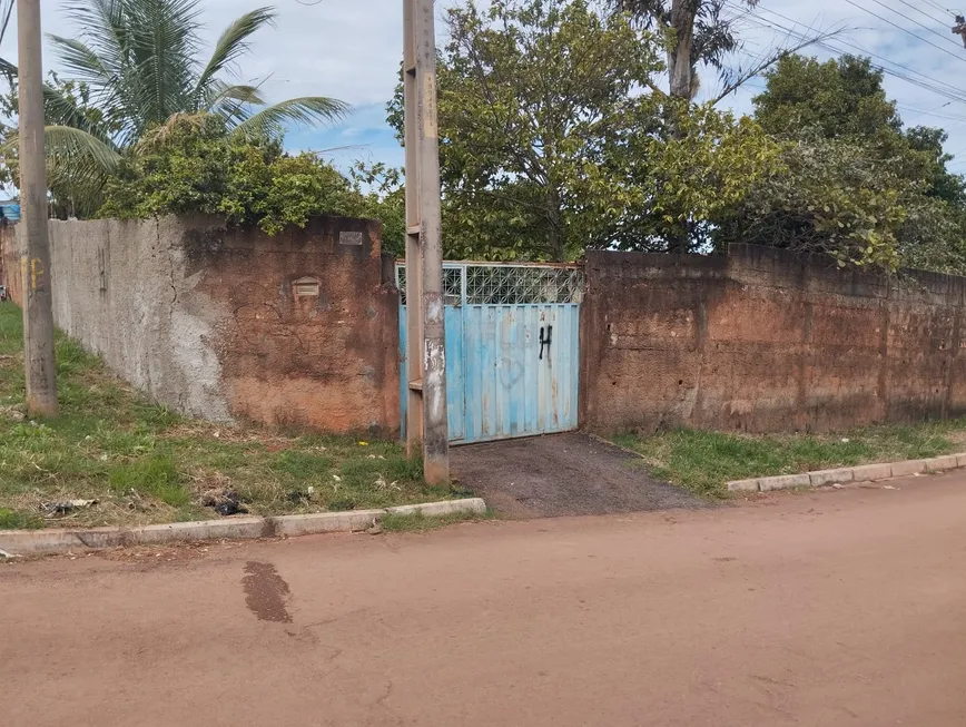 Foto 1 de Casa com 2 Quartos à venda, 400m² em Jardim Céu Azul, Valparaíso de Goiás