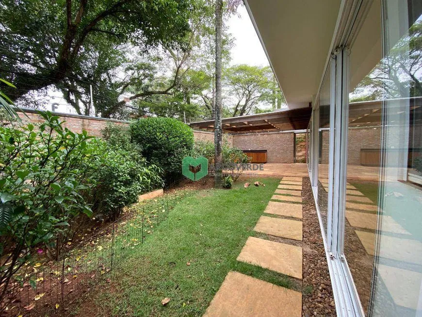 Foto 1 de Casa com 4 Quartos à venda, 451m² em Jardim Das Bandeiras, São Paulo