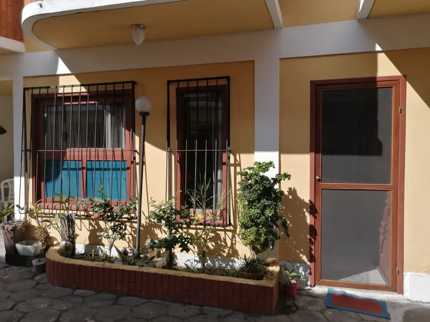 Foto 1 de Casa com 2 Quartos à venda, 109m² em Peró, Cabo Frio