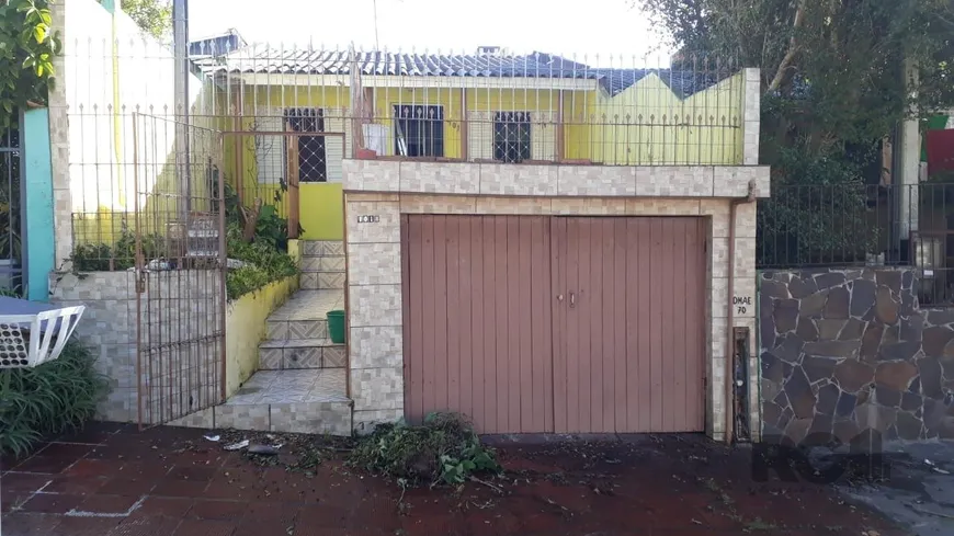 Foto 1 de Casa com 3 Quartos à venda, 94m² em Costa E Silva, Porto Alegre