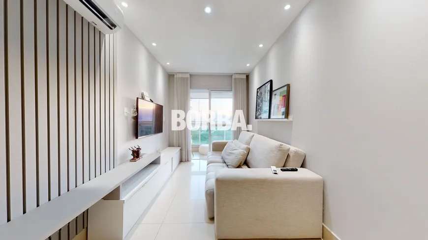 Foto 1 de Apartamento com 2 Quartos à venda, 76m² em Barra da Tijuca, Rio de Janeiro