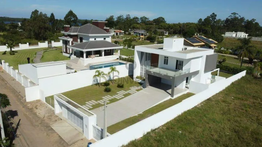 Foto 1 de Casa com 3 Quartos à venda, 350m² em Lagoa da Serra, Araranguá