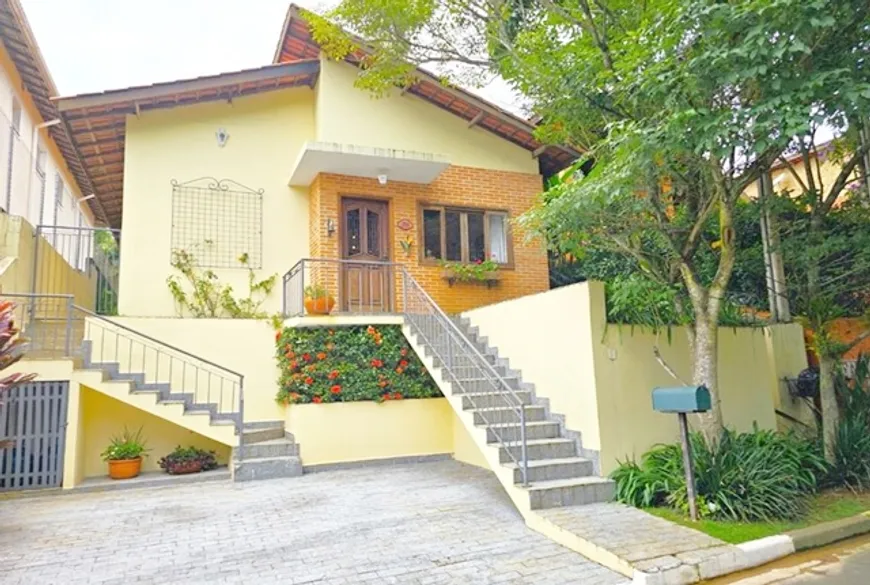 Foto 1 de Casa de Condomínio com 3 Quartos à venda, 321m² em Jardim Ana Estela, Carapicuíba