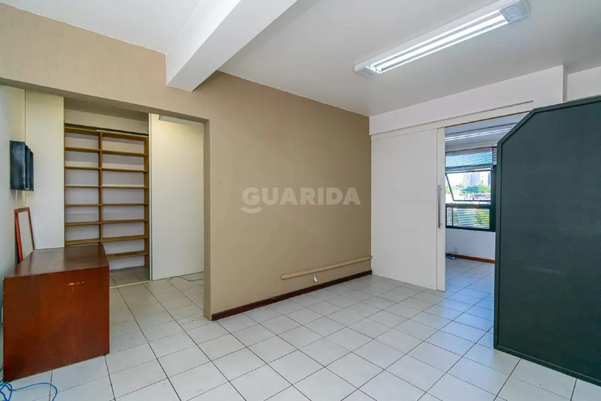 Foto 1 de Sala Comercial para alugar, 35m² em Passo D areia, Porto Alegre