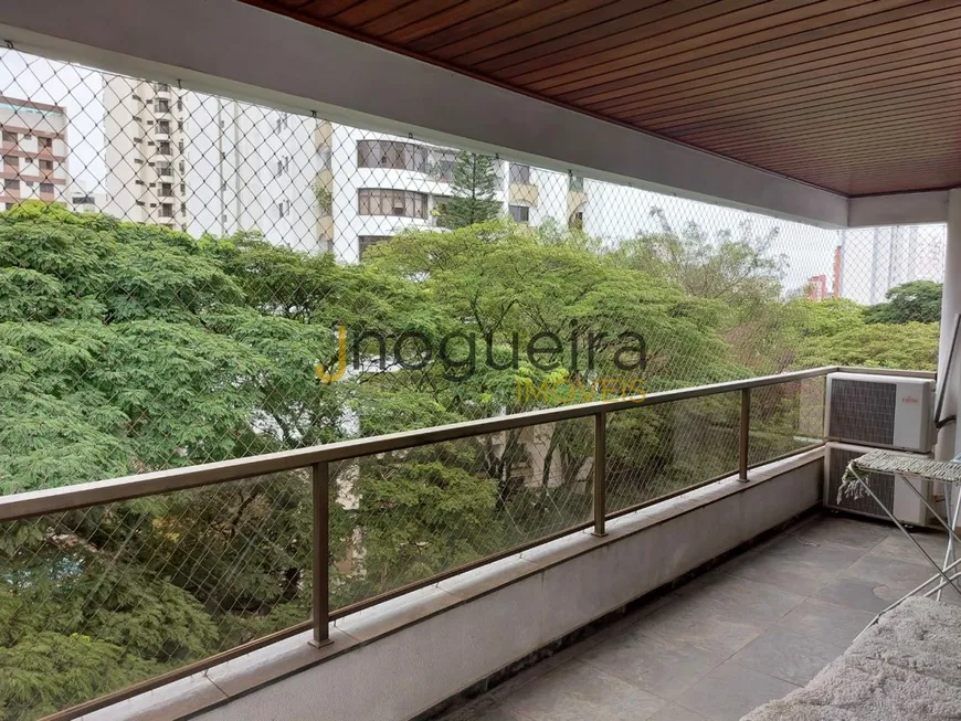 Foto 1 de Apartamento com 4 Quartos à venda, 420m² em Campo Belo, São Paulo