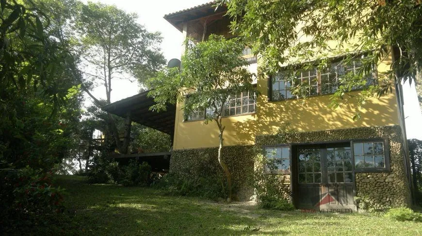 Foto 1 de Galpão/Depósito/Armazém com 7 Quartos à venda, 500m² em Ibiraquera, Imbituba