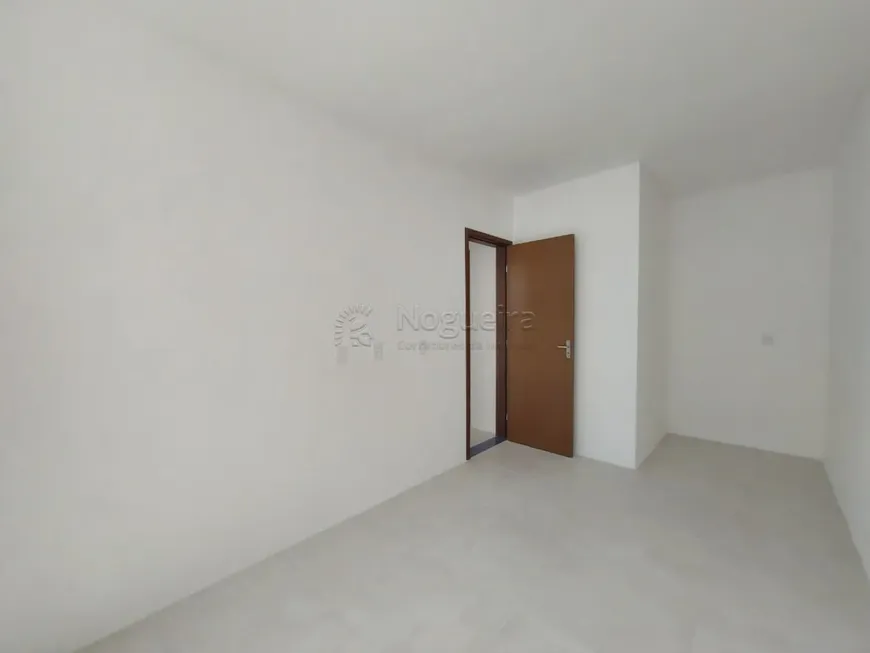 Foto 1 de Apartamento com 2 Quartos para alugar, 46m² em Pau Amarelo, Paulista