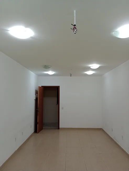 Foto 1 de Ponto Comercial para alugar, 25m² em Penha Circular, Rio de Janeiro