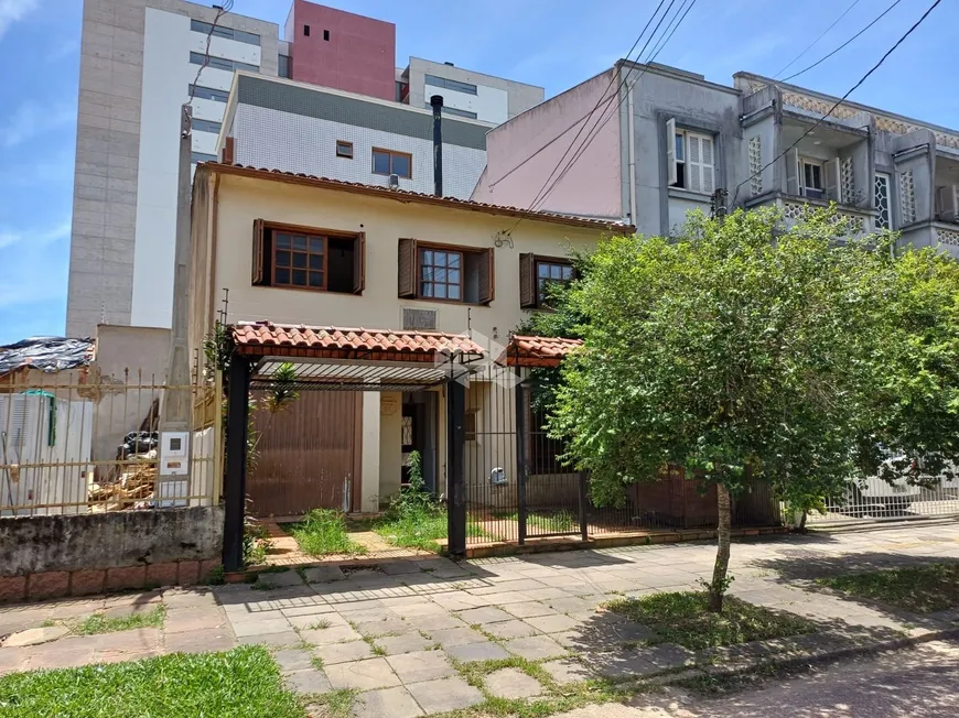 Foto 1 de Casa com 3 Quartos à venda, 141m² em Menino Deus, Porto Alegre