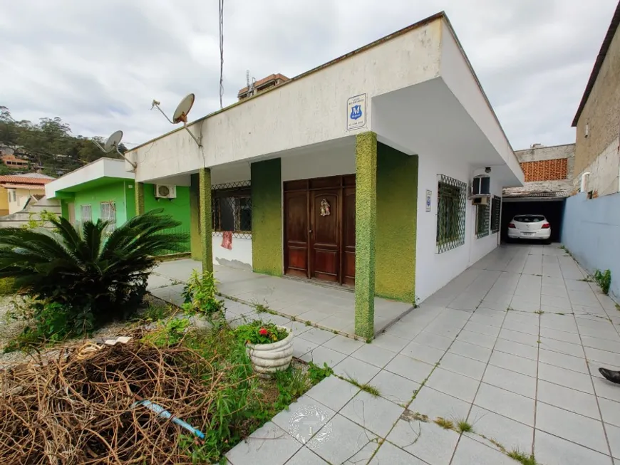 Foto 1 de Casa com 2 Quartos à venda, 252m² em Fazenda, Itajaí