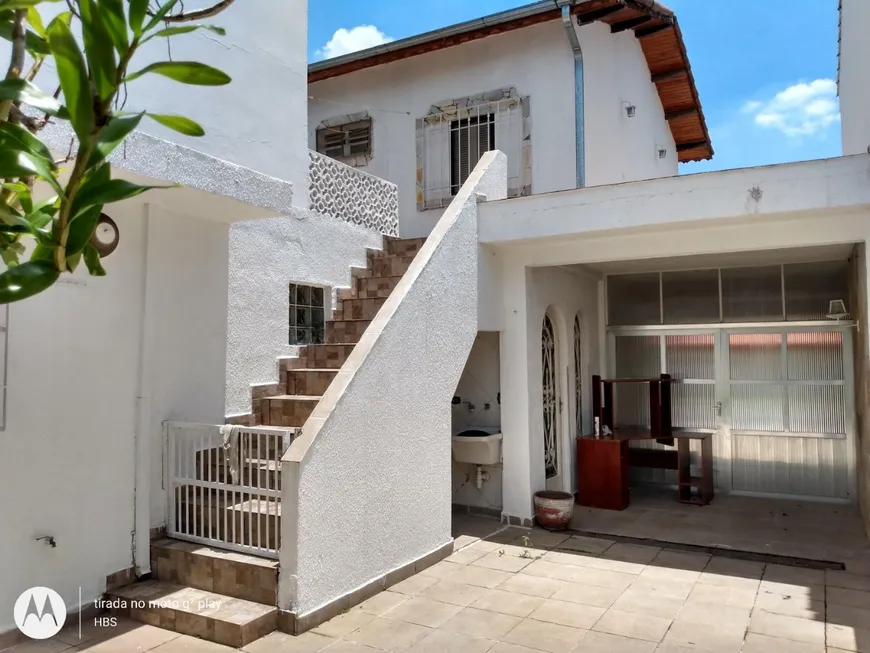 Foto 1 de Casa com 3 Quartos para alugar, 125m² em Campo Grande, São Paulo