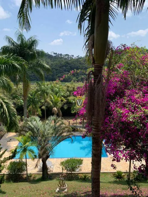 Foto 1 de Fazenda/Sítio com 5 Quartos à venda, 3000m² em Centro, Nazaré Paulista