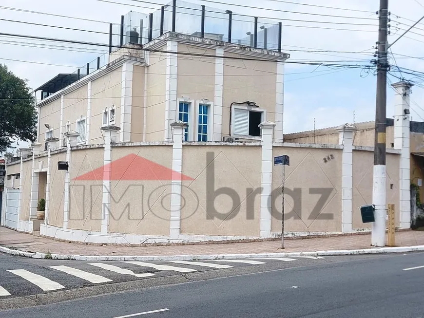 Foto 1 de Casa com 4 Quartos à venda, 500m² em Bosque da Saúde, São Paulo