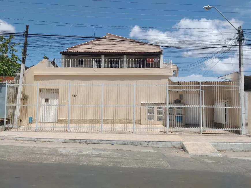 Foto 1 de Kitnet com 1 Quarto para alugar, 40m² em Bom Jardim, Fortaleza