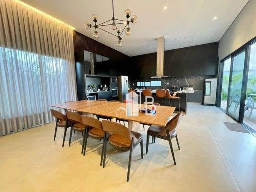 Foto 1 de Casa de Condomínio com 3 Quartos à venda, 207m² em Granja Marileusa , Uberlândia