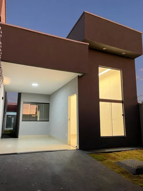 Foto 1 de Casa com 3 Quartos à venda, 114m² em Residencial Itaipu, Goiânia