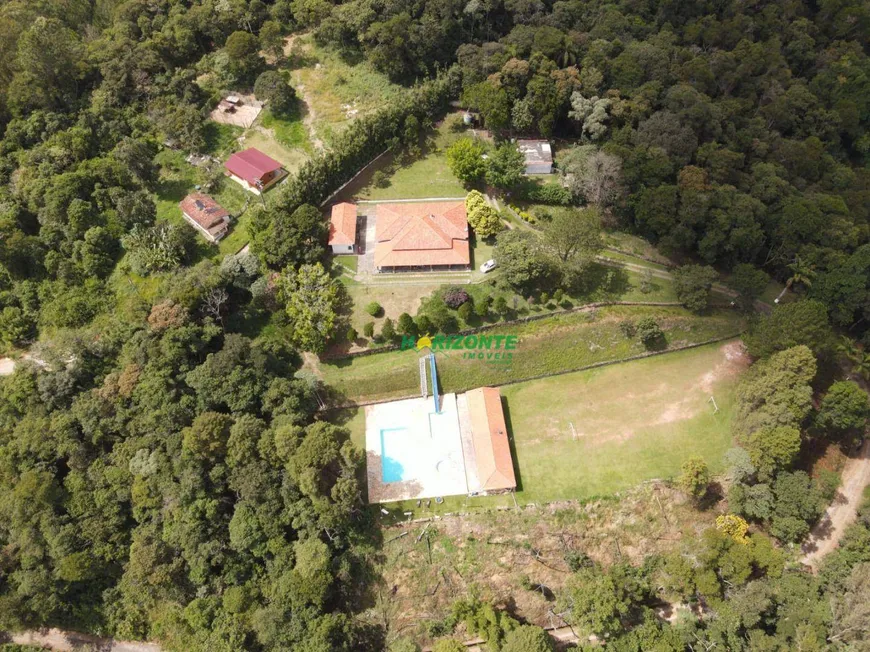 Foto 1 de Fazenda/Sítio com 6 Quartos à venda, 1200m² em Centro, São Roque