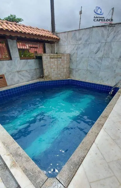 Foto 1 de Casa com 5 Quartos à venda, 161m² em Solemar, Praia Grande