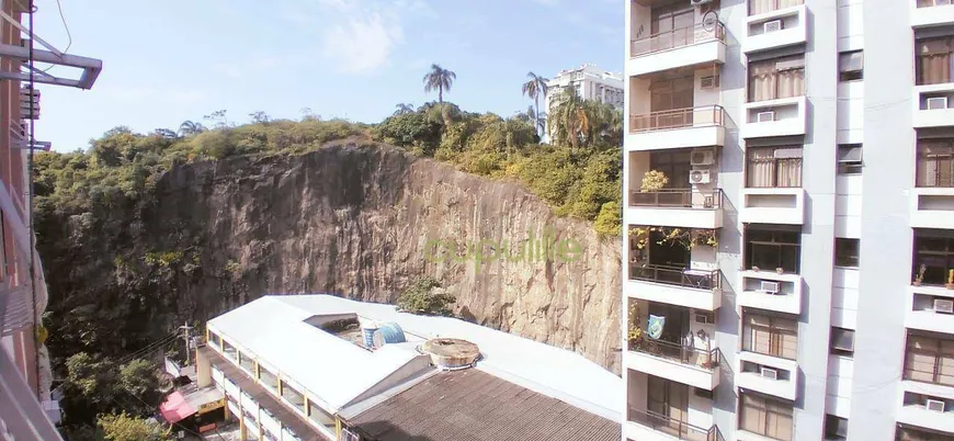 Foto 1 de Apartamento com 3 Quartos à venda, 131m² em Icaraí, Niterói