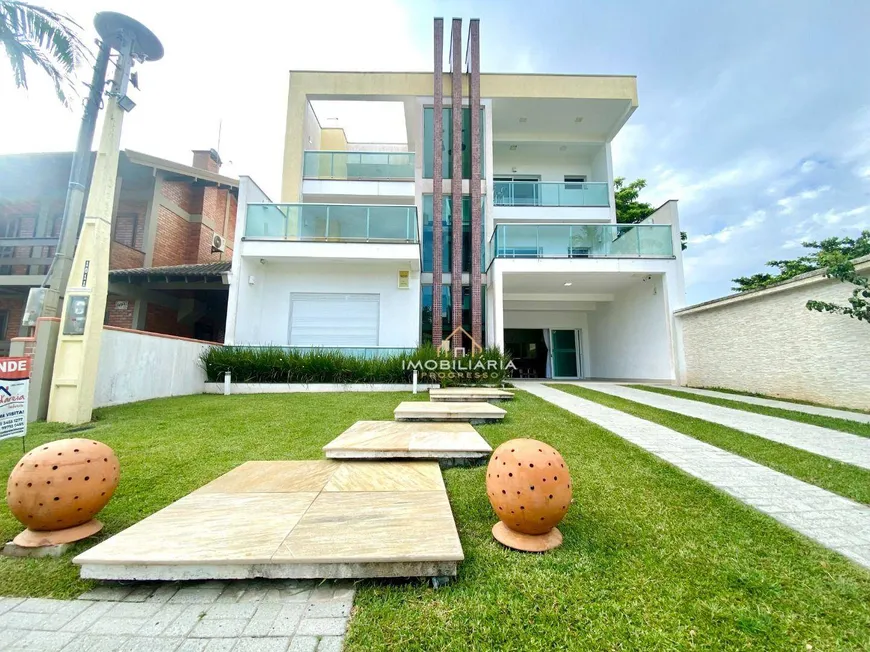 Foto 1 de Casa com 7 Quartos à venda, 454m² em Atami, Pontal do Paraná
